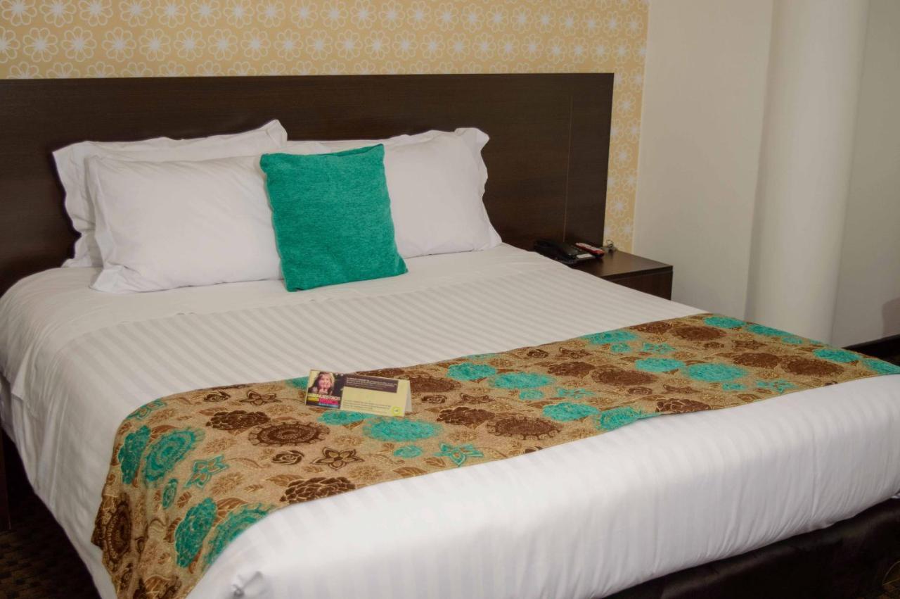 Hotel Castellana 95 Богота Экстерьер фото
