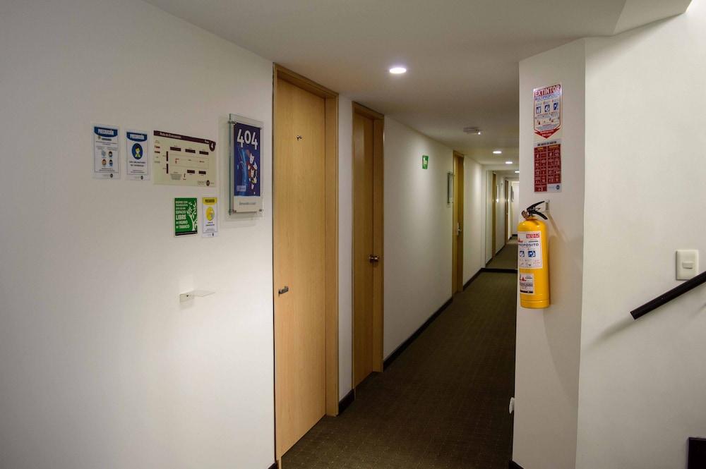 Hotel Castellana 95 Богота Экстерьер фото