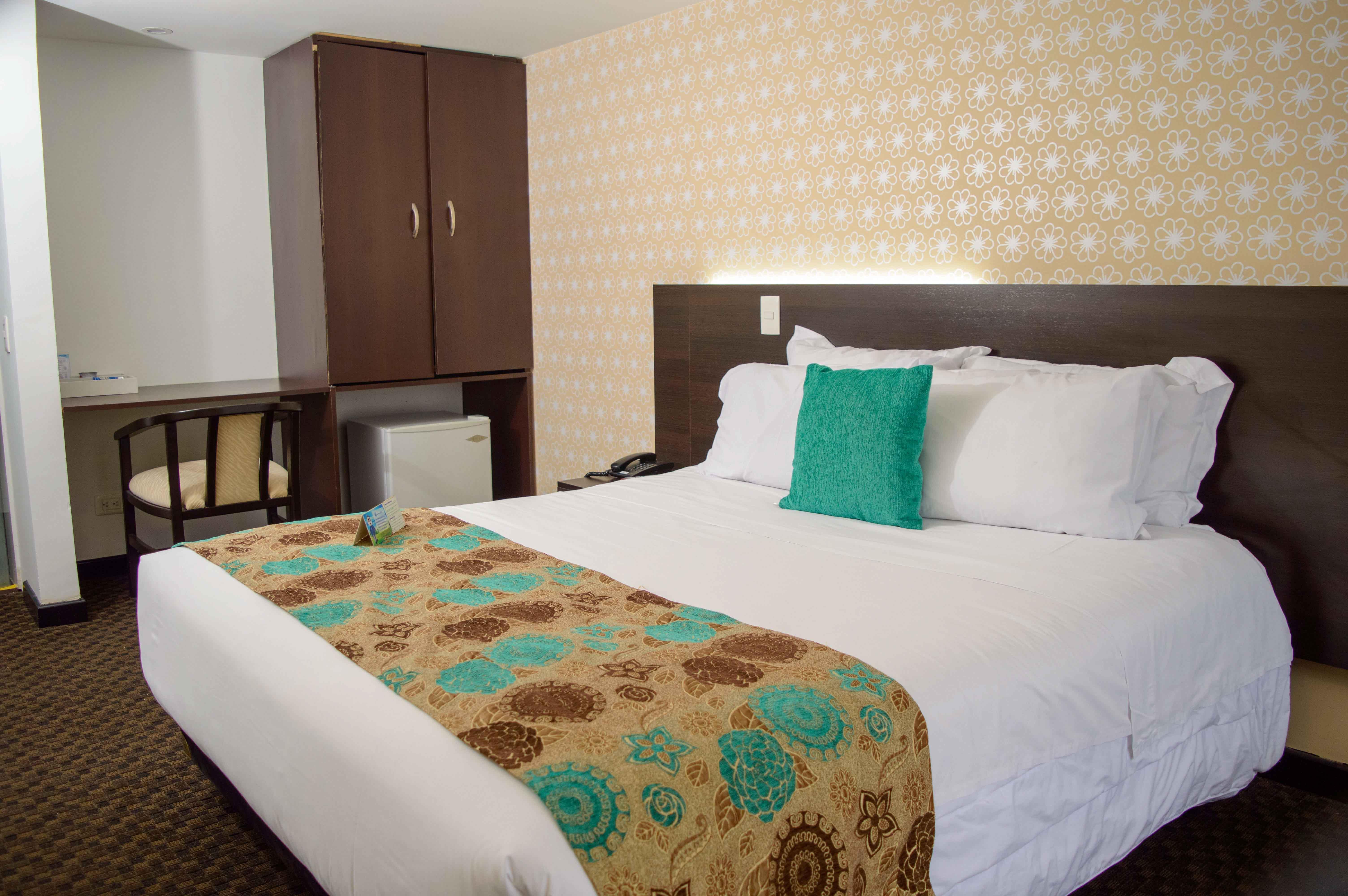 Hotel Castellana 95 Богота Экстерьер фото