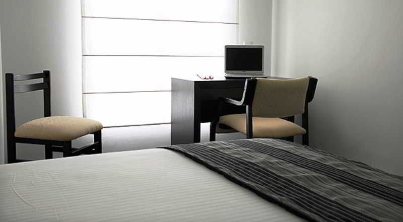 Hotel Castellana 95 Богота Экстерьер фото